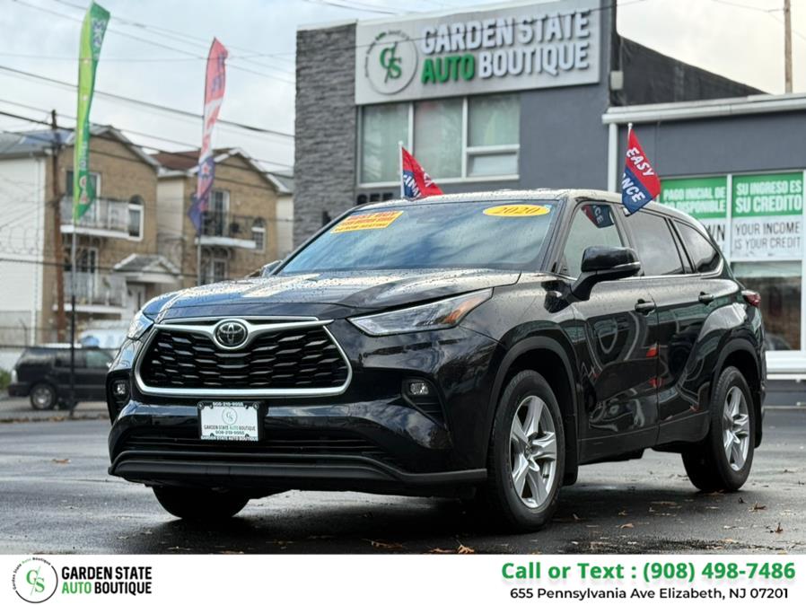 2020 Toyota Highlander LE's photo