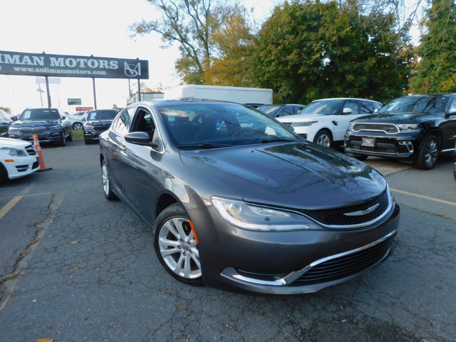 Used Chrysler 200 4dr Sdn Limited FWD 2015 | Soliman Motors. Lodi, New Jersey