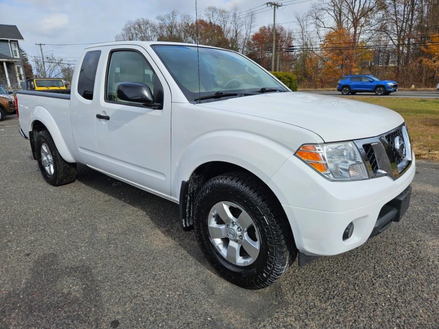 2012 Nissan Frontier King Cab SV photo 4