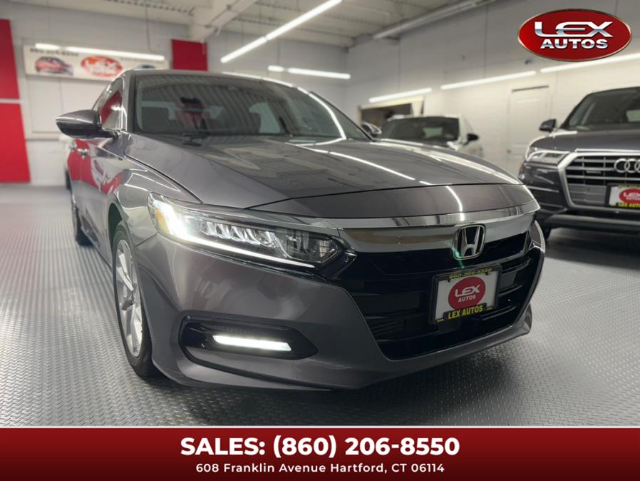 2019 Honda Accord LX 1.5T photo 4