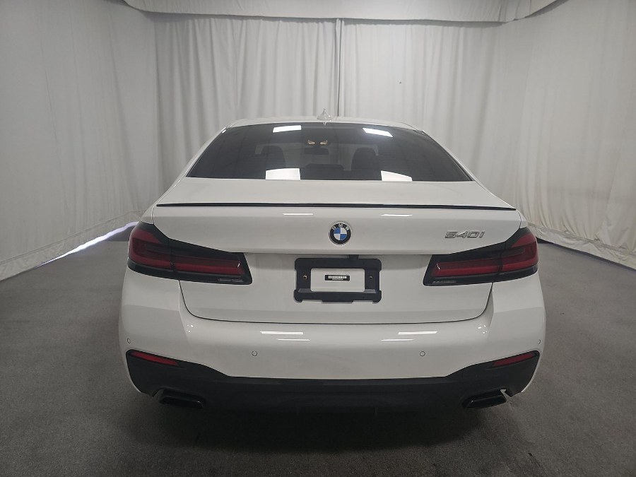 2023 Bmw 540i 5-Series photo 3