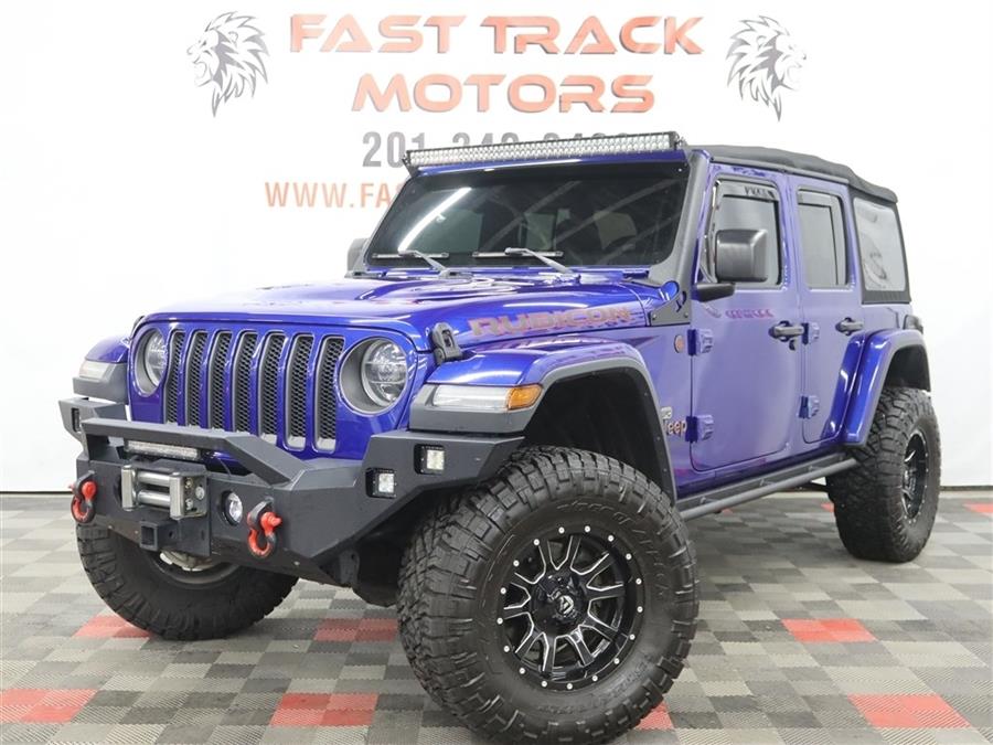 Used 2018 Jeep Wrangler Unlimited in Paterson, New Jersey | Fast Track Motors. Paterson, New Jersey