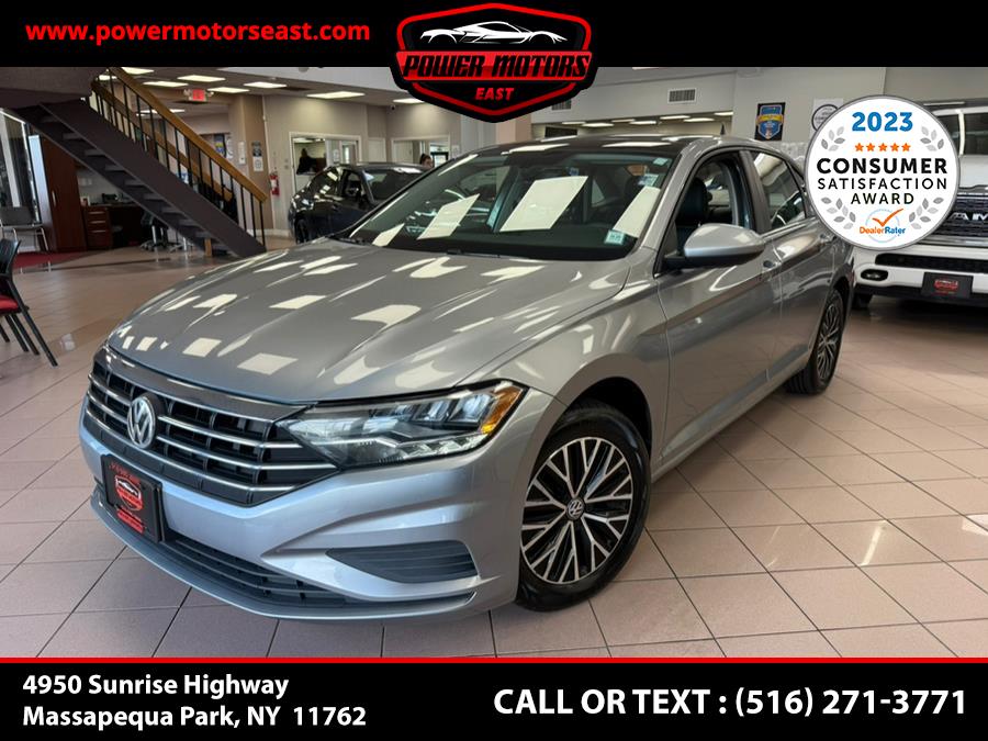 Used 2020 Volkswagen Jetta in Massapequa Park, New York | Power Motors East. Massapequa Park, New York