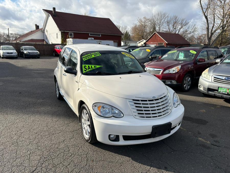 2010 Chrysler PT Cruiser Classic 4dr Wgn, available for sale in East Windsor, Connecticut | CT Car Co LLC. East Windsor, Connecticut
