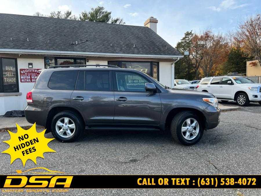 2010 Toyota Land Cruiser VX photo 2