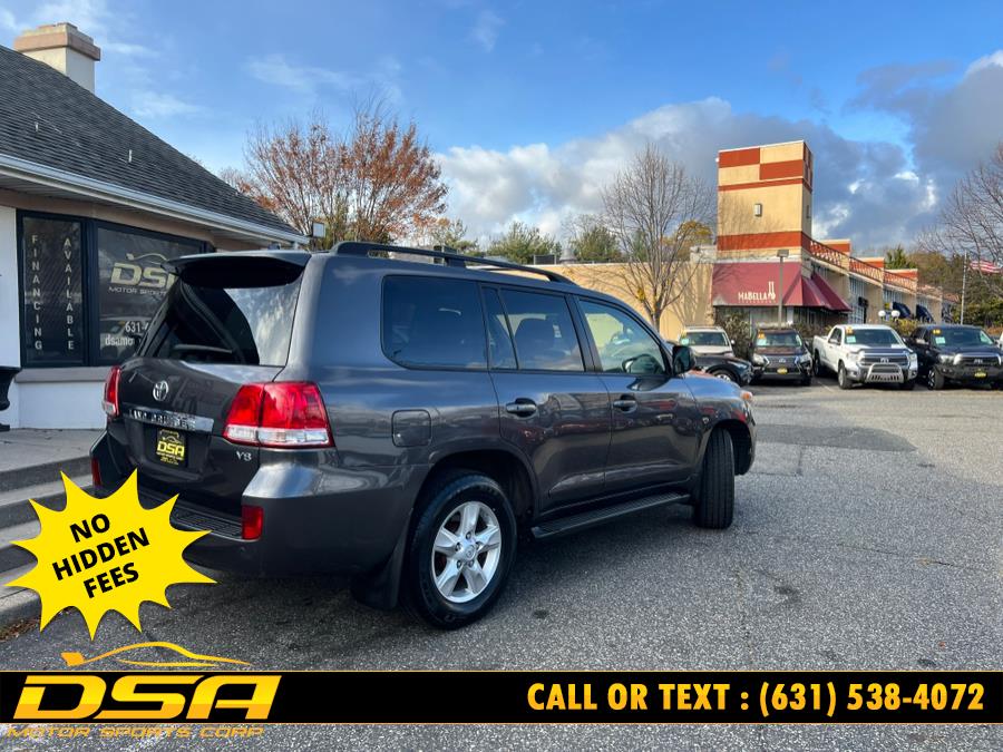 2010 Toyota Land Cruiser VX photo 4