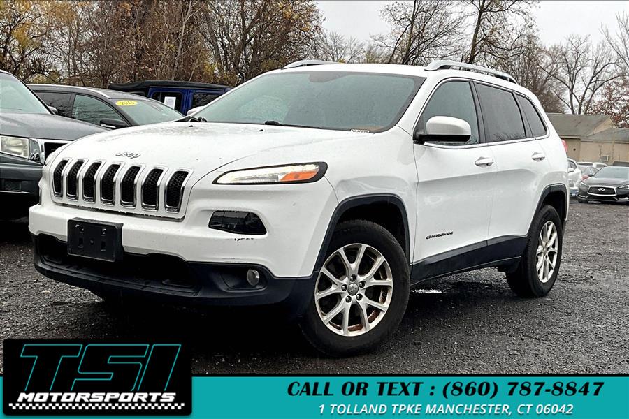 2016 Jeep Cherokee Latitude photo 2