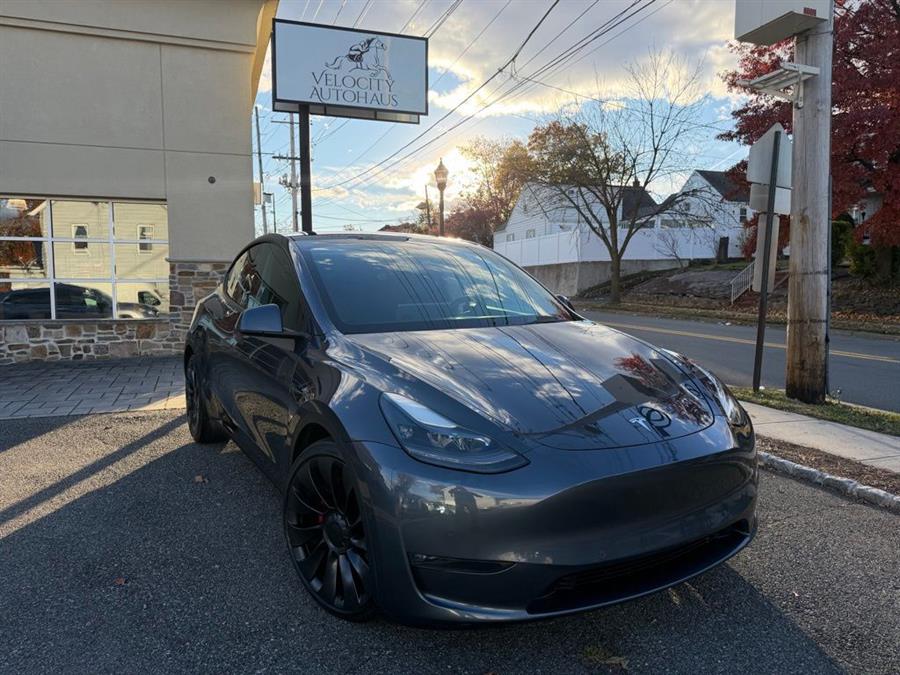 2022 Tesla Model Y Performance's photo