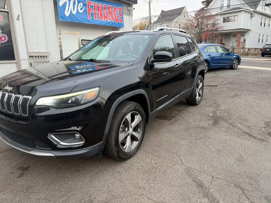 2019 Jeep Cherokee Limited photo 3