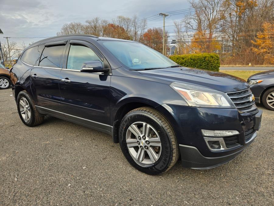 2016 Chevrolet Traverse 2LT photo 4