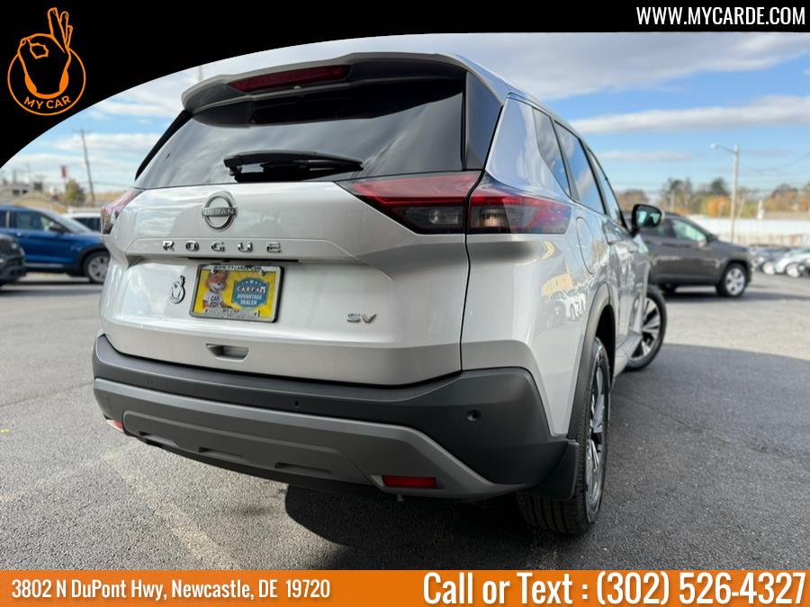 2023 Nissan Rogue SV photo 3
