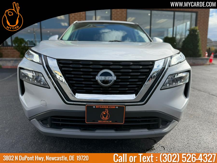 2023 Nissan Rogue SV photo 4