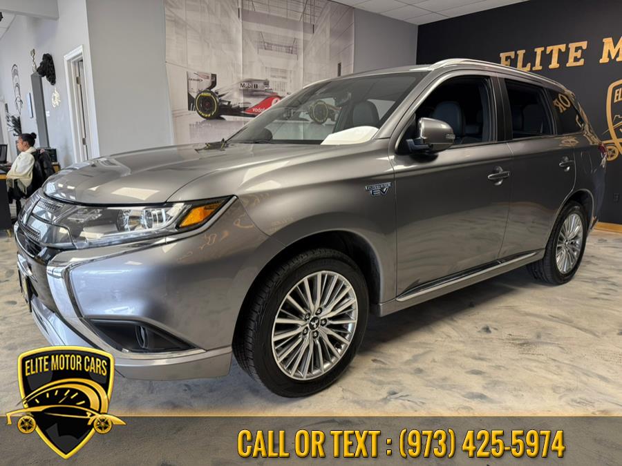 2022 Mitsubishi Outlander PHEV SEL S-AWC photo 2