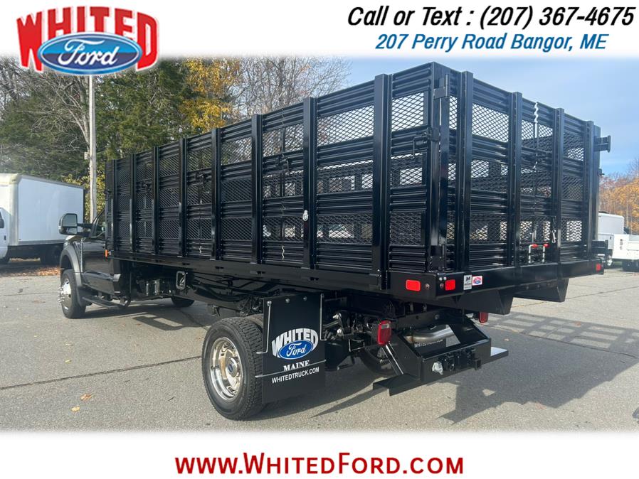 2023 Ford F-550 XLT photo 4