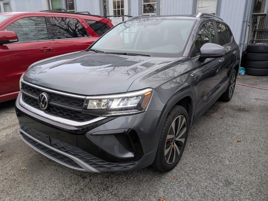 Used Volkswagen Taos SE FWD 2022 | Luxury Of Queens. Long Island City, New York