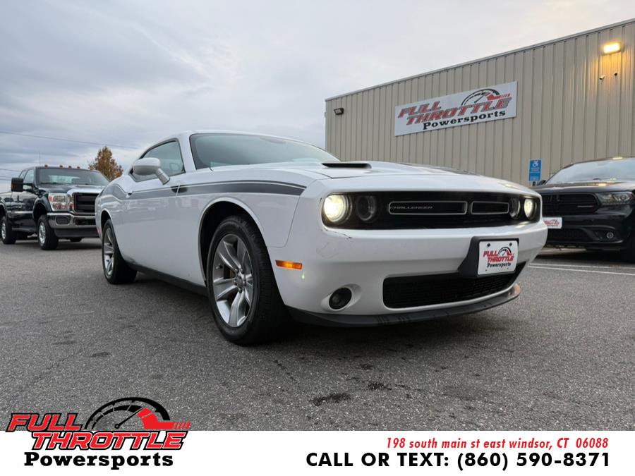 Used 2015 Dodge Challenger in East Windsor, Connecticut | Full Throttle Power Sports LLC. East Windsor, Connecticut