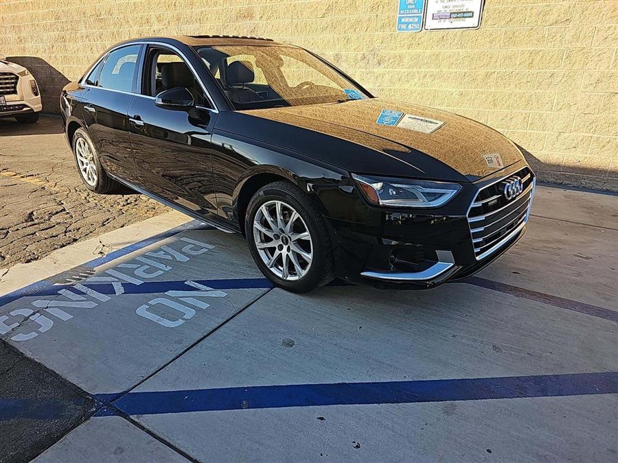 2022 Audi A4 Quattro Premium photo 3