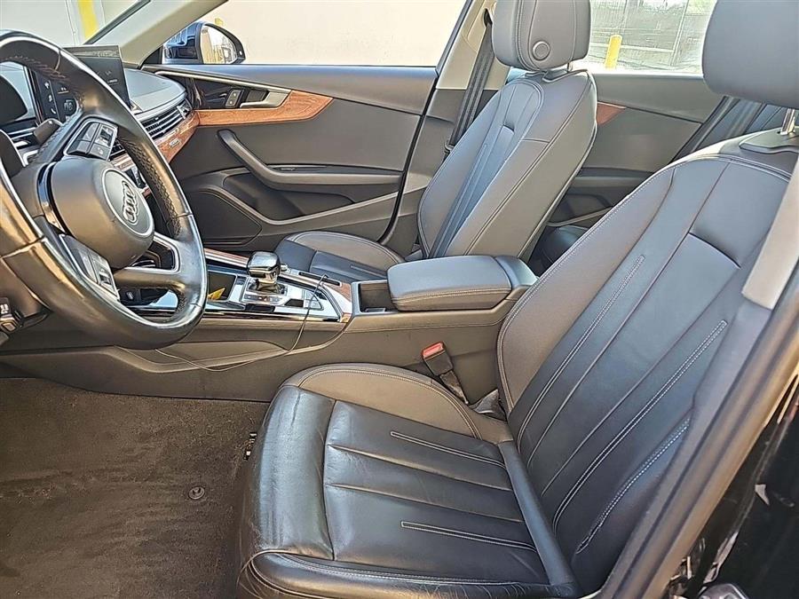 2022 Audi A4 Quattro Premium photo 4