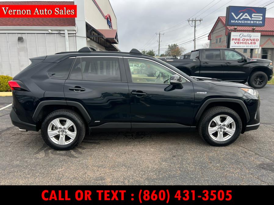 2019 Toyota RAV4 Hybrid XLE photo 3