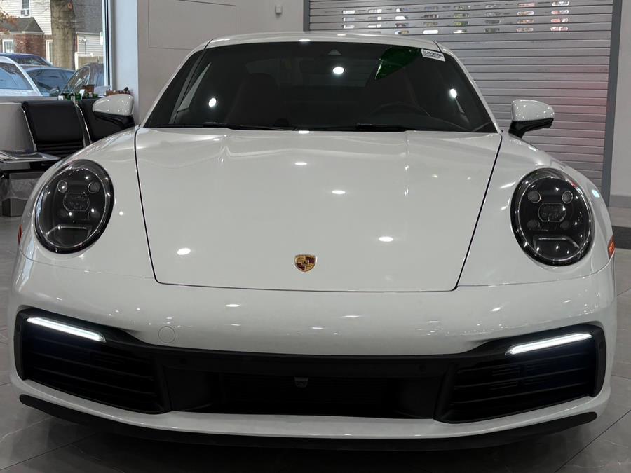 2021 Porsche 911 Coupe photo 2