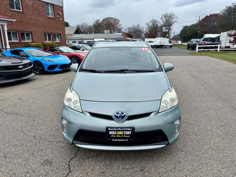 2012 Toyota Prius One photo 2