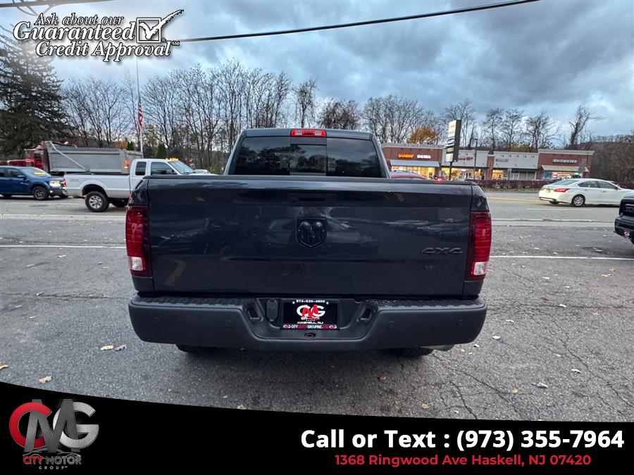 2020 Ram 1500 Classic Warlock photo 4