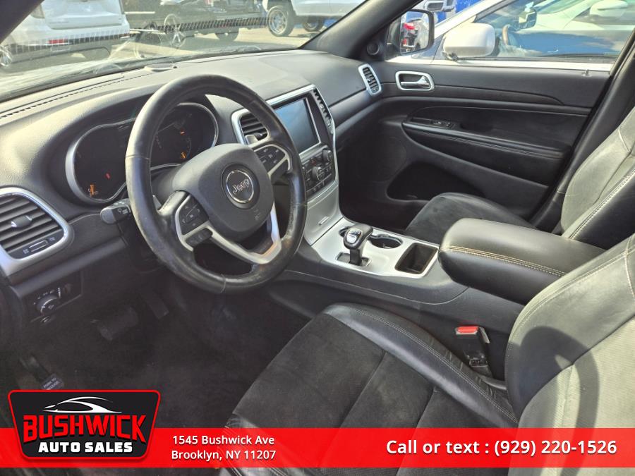 2015 Jeep Grand Cherokee Altitude photo 4