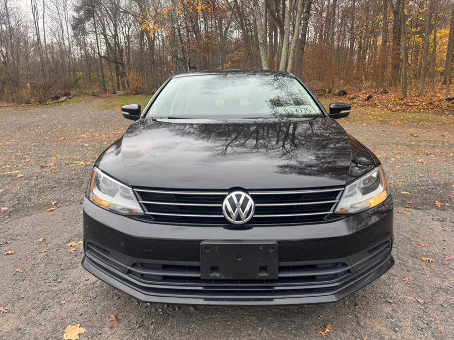 2015 Volkswagen Jetta 1.8T SE photo 3