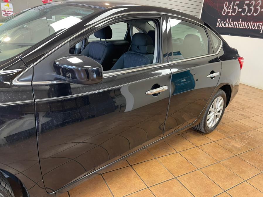 2019 Nissan Sentra SV photo 4