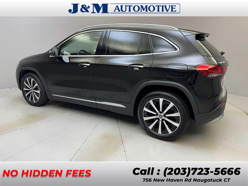 2021 Mercedes Benz GLA 250 photo 3