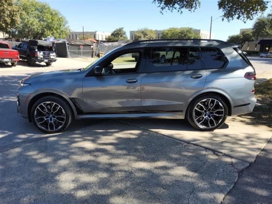 2024 Bmw X7 M60i photo 3