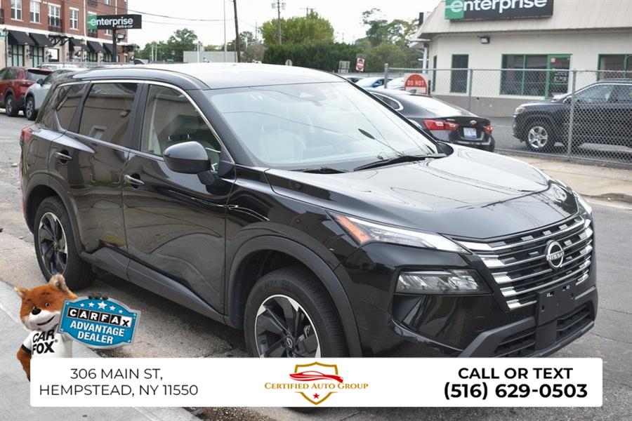 2024 Nissan Rogue SV photo 4