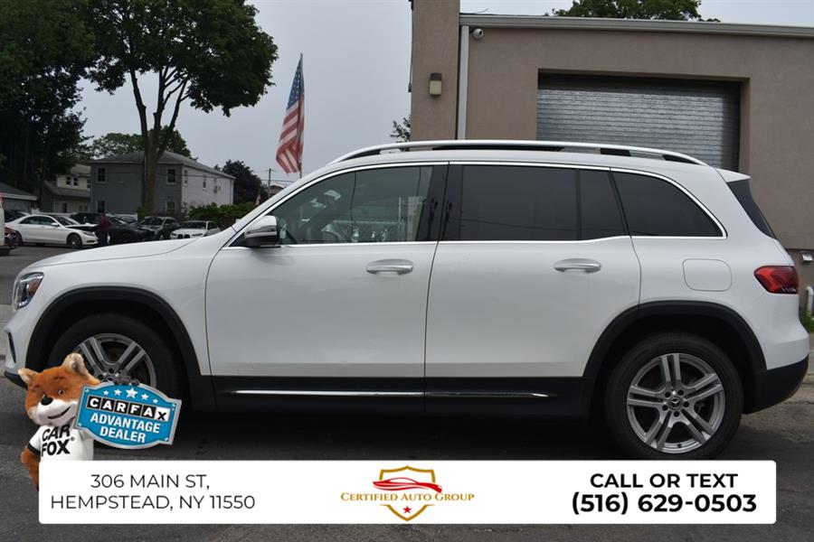 2022 Mercedes Benz GLB 250 4MATIC photo 2