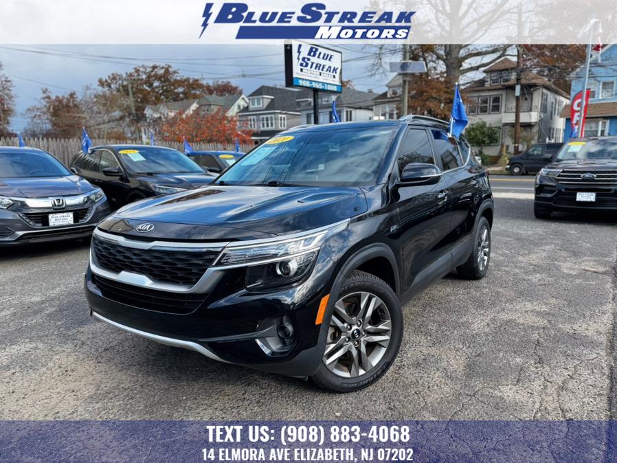 2021 Kia Seltos S's photo