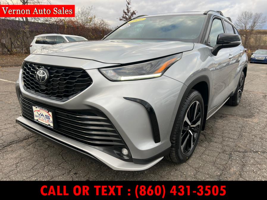 Used 2022 Toyota Highlander in Manchester, Connecticut | Vernon Auto Sale & Service. Manchester, Connecticut