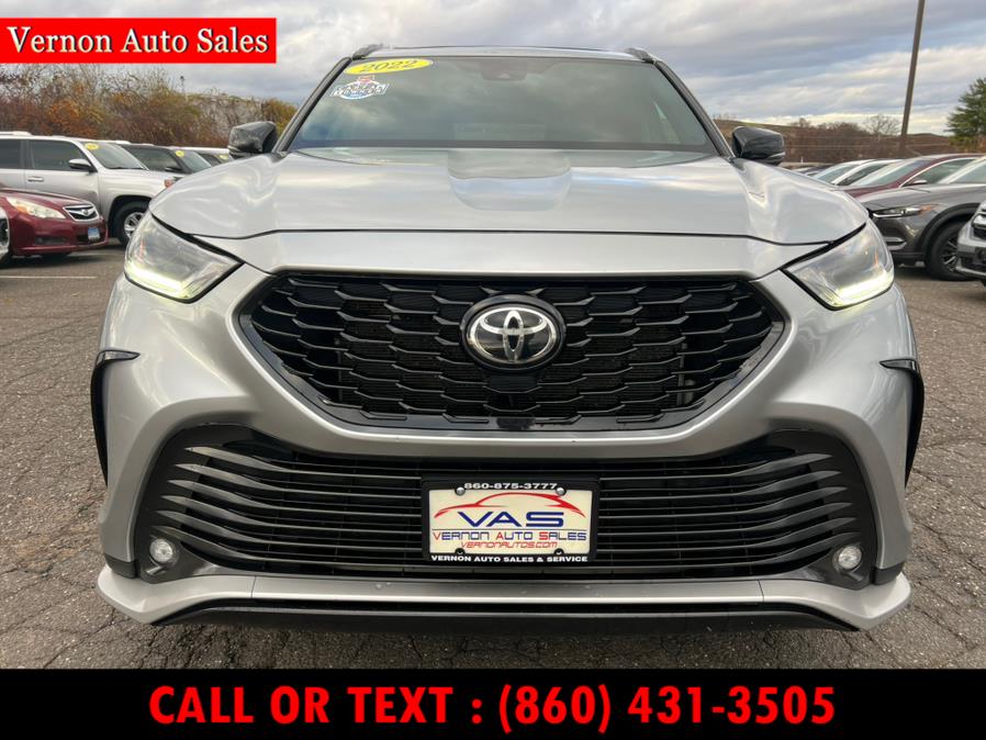 2022 Toyota Highlander XSE photo 2