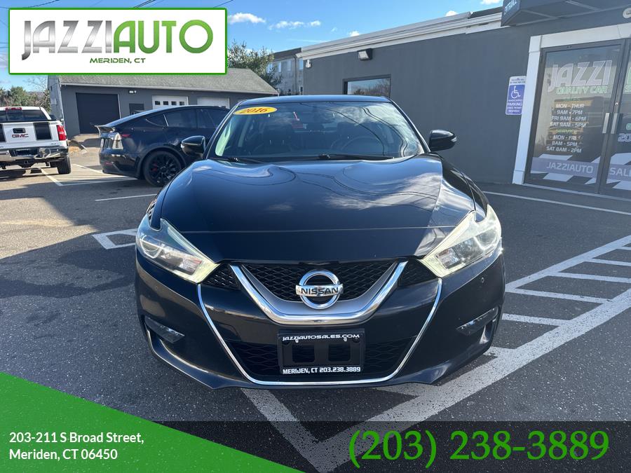 2016 Nissan Maxima SR photo 2