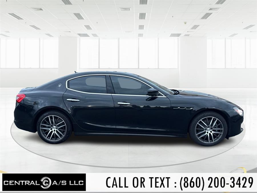 2019 Maserati Ghibli S Q4 photo 4