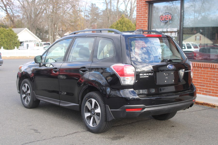 2018 Subaru Forester 2.5i photo 3