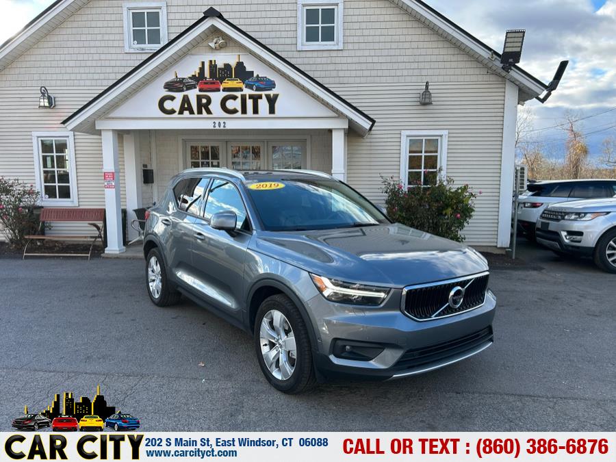 Used 2019 Volvo XC40 in East Windsor, Connecticut | Car City LLC. East Windsor, Connecticut