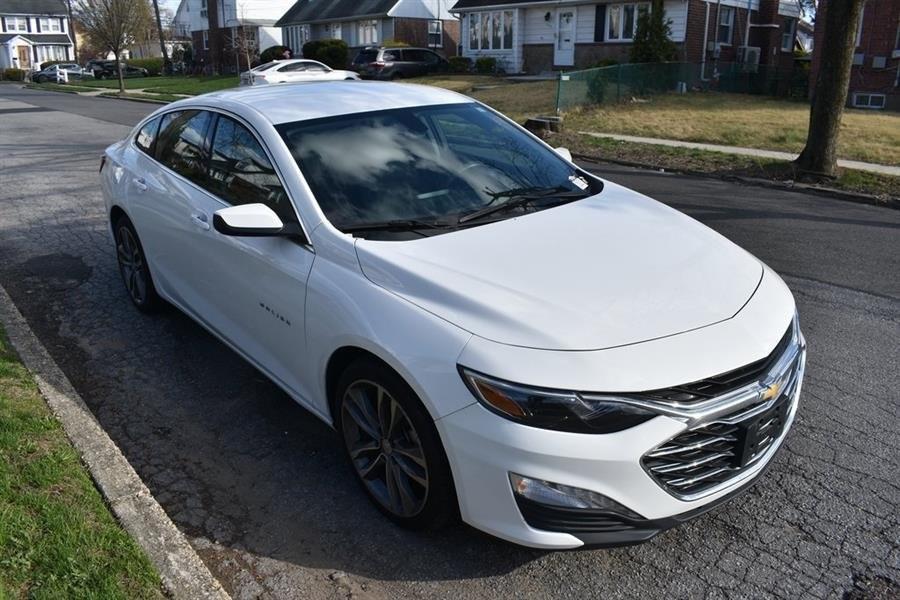 2024 Chevrolet Malibu 1LT photo 4