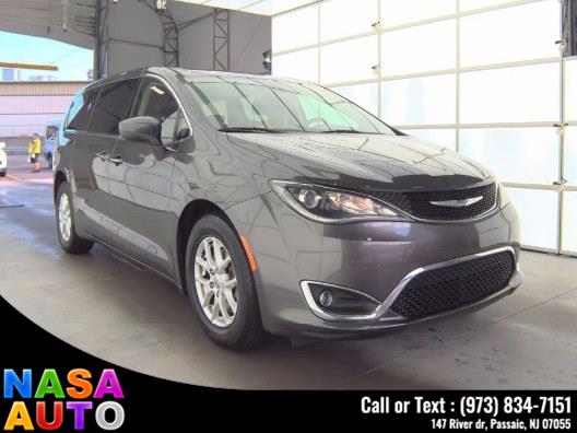 2017 Chrysler Pacifica Touring-L FWD, available for sale in Passaic, New Jersey | Nasa Auto. Passaic, New Jersey