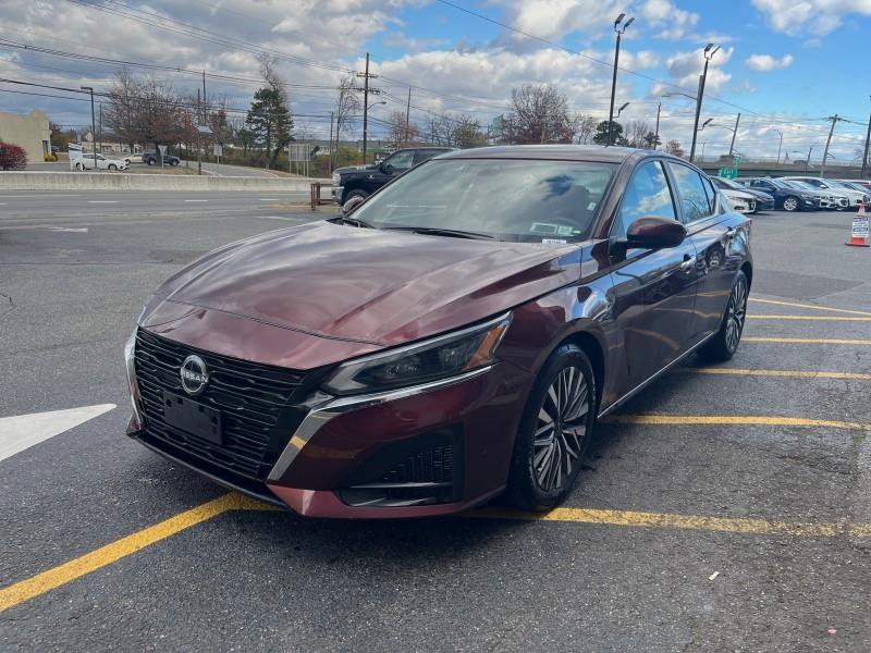 2023 Nissan Altima 2.5 SV photo 4