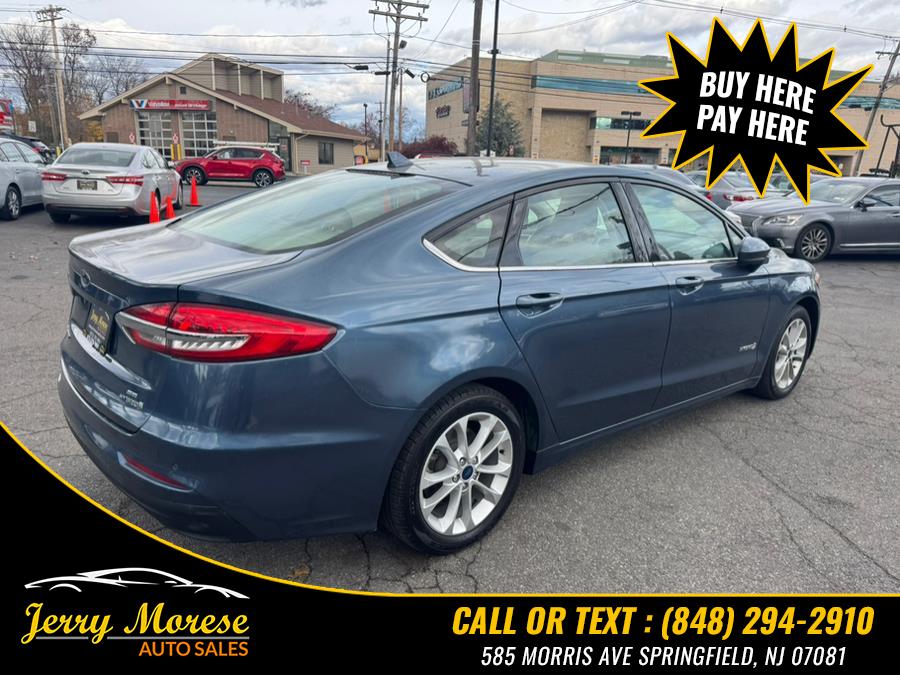 2019 Ford Fusion Hybrid SE photo 3