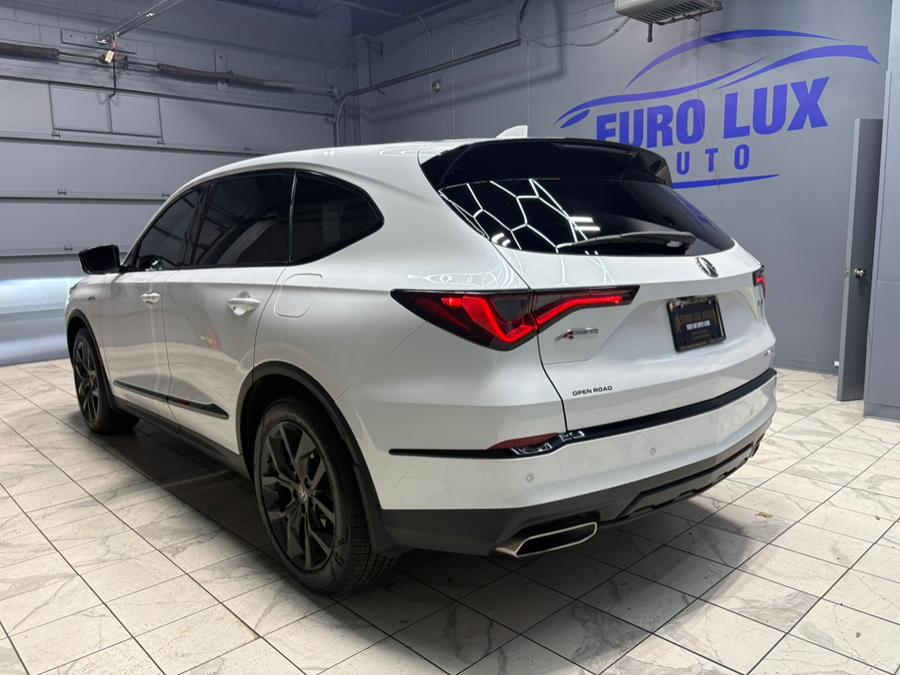 2023 Acura MDX SH-AWD A-Spec photo 4