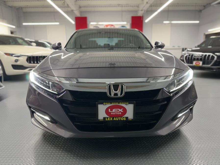 2019 Honda Accord LX 1.5T photo 3