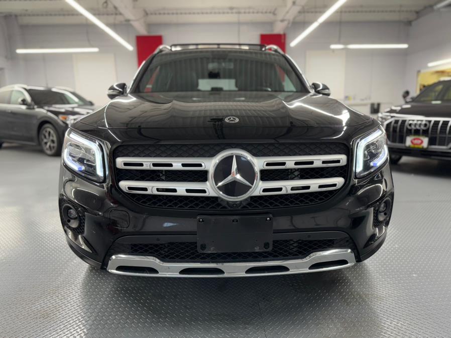 2021 Mercedes Benz GLB 250 4MATIC photo 2