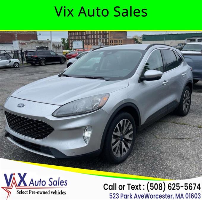 2020 Ford Escape Titanium's photo