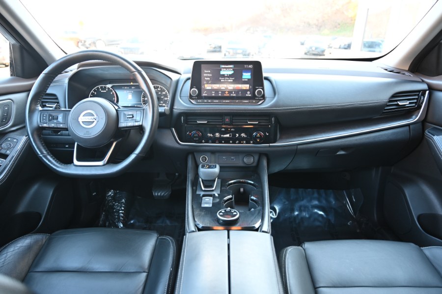 2021 Nissan Rogue SL photo 2