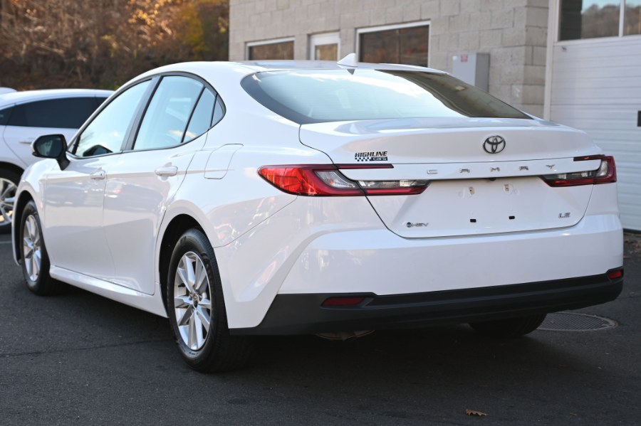 2025 Toyota Camry LE photo 3